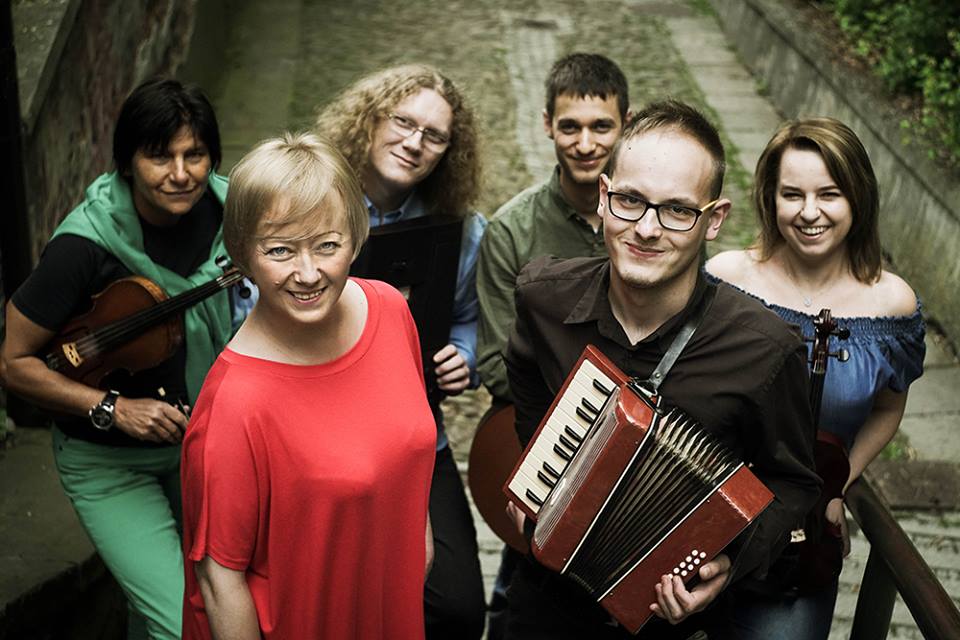 31120724_963866767110687_3601838163737182208_n